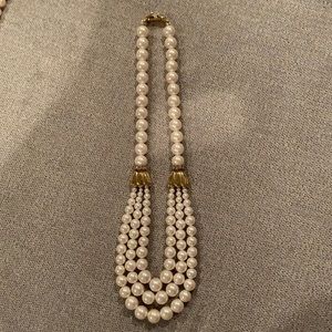 17 inch faux pearl w/trio layer